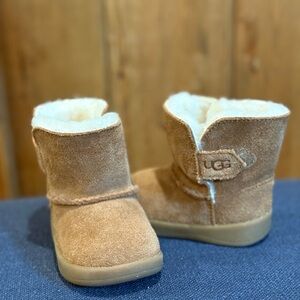 UGG Toddlers' Chestnut Suede Sheepskin Boots - Chestnut